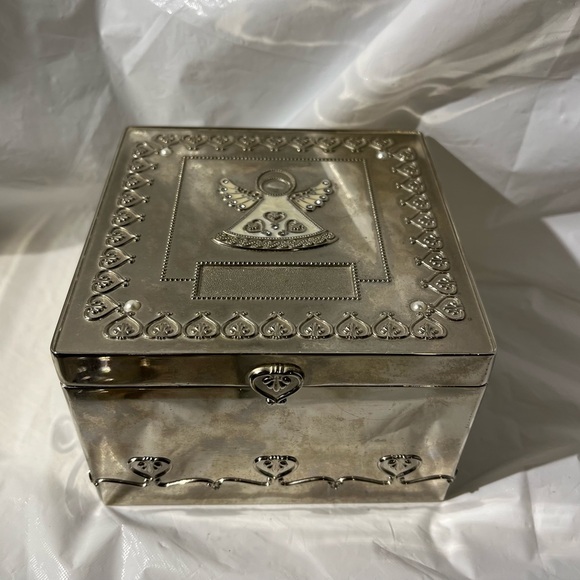 Things Remembered Silver Angel / Heart Jewelry Box - Picture 1 of 3